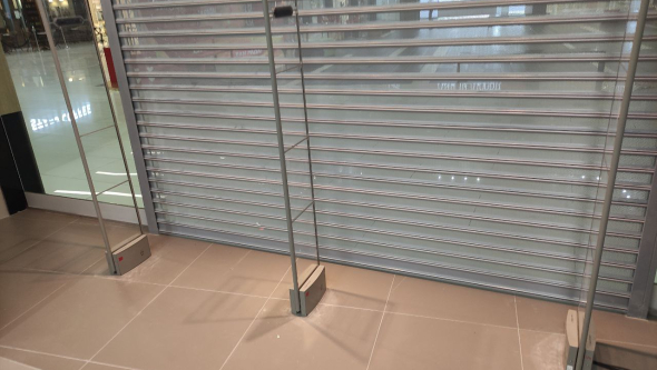 Магазин VAN SANTEN, г. Москва, ТЦ Отрада - 2 прохода по 240 см