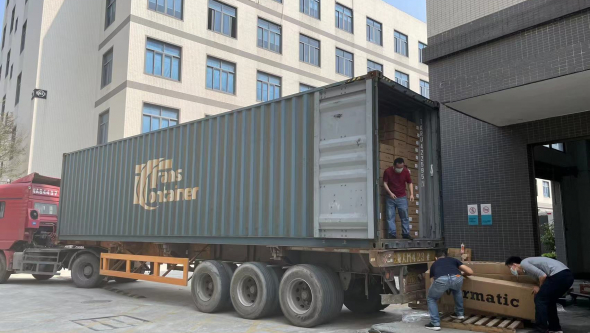 Производим товары и отправляем в Россию несмотря на санкции Запада