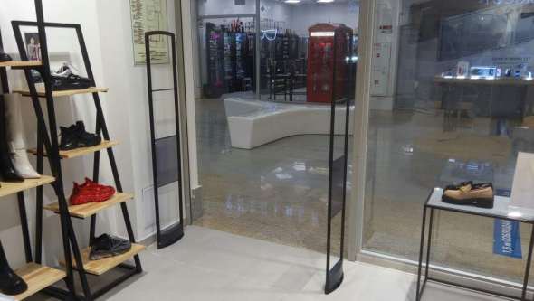 Магазин Abricot, г. Иваново, ТРЦ Серебряный город - проход 140 см