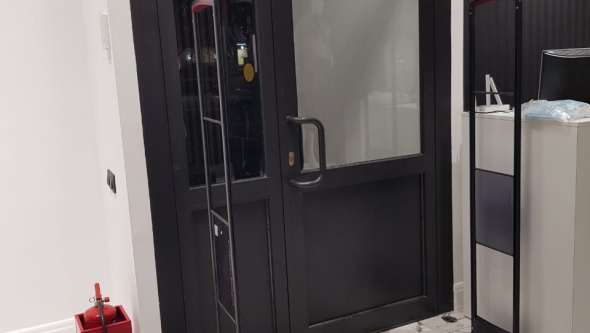 Магазин Weekend, г. Москва - проход 140 см