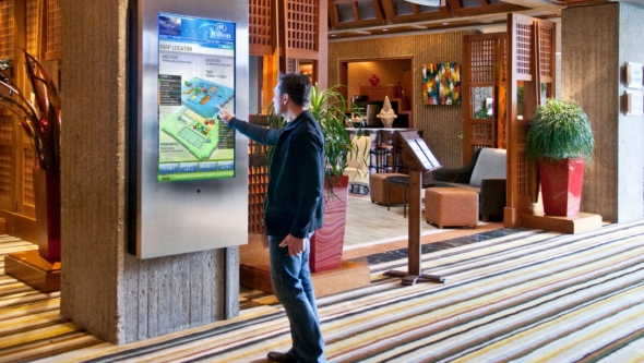 Сенсорные информационные киоски для помещений