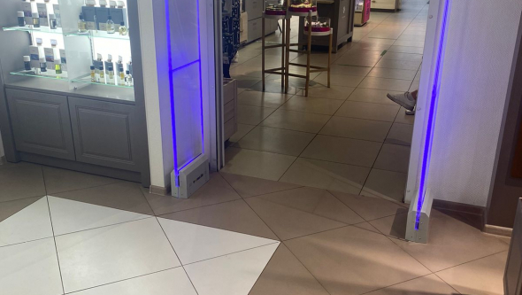 Магазин FEBO, г. Абакан - 2 прохода с разной шириной