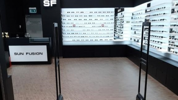 Магазин Sun Fusion, г. Москва, ТЦ МЕГА Теплый Стан - проход 3 метра