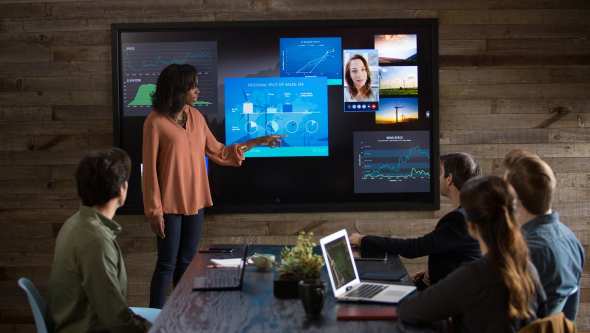 Сенсорные экраны для смарт конференций