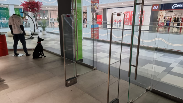 Магазин Capsula, г. Липецк, ТРЦ Ривьера - 2 прохода по 160 см