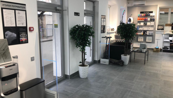 Магазин Nice Case, г. Самара, ул. Карла Маркса 55 - 2 прохода по 90 см