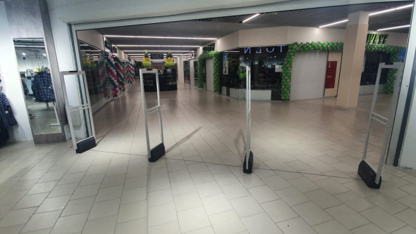 Магазин Stolnik, г. Асбест, Свердловская область - проход 570 см