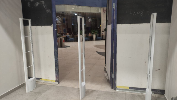 Магазин DARIA KIDS, г. Москва, ТЦ МЕГА Теплый Стан - проход 720 см