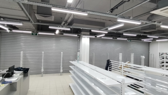 Магазин WASS Brands Outlet, г. Люберцы, ТЦ Выходной - проход 10 метров