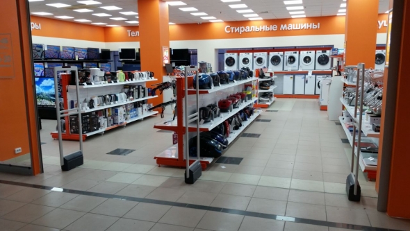 Магазин DNS, г. Сосновый бор, Ленинградская область - 4 прохода по 4 метра 