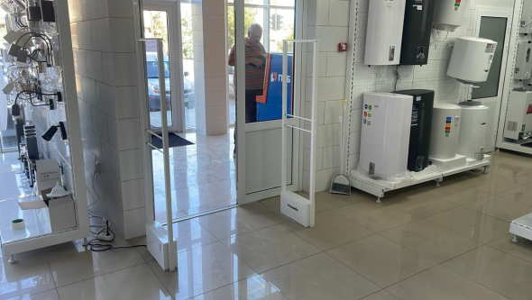 Магазин ПланетаСтрой, г. Мариуполь, Зелинского 112 - проход 160 см