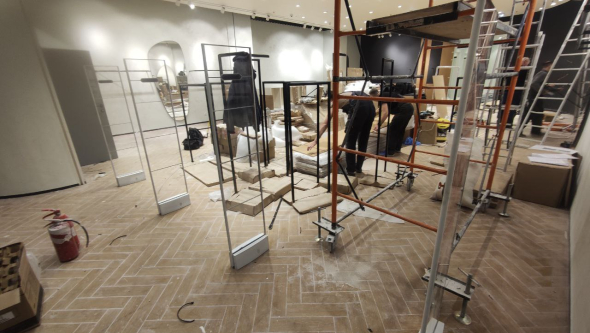 Магазин INNI, г. Москва, ТЦ МЕГА Химки - проход 520 см