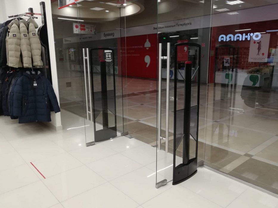 Магазин O’Hara, г. Мурманск, ТРК PLAZMA - проход 180 см0