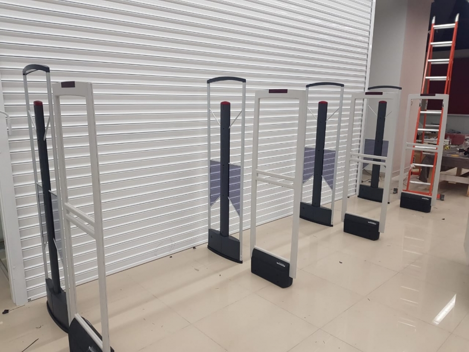 Магазин WOSS Brands Outlet, г. Москва - проход 480 см0