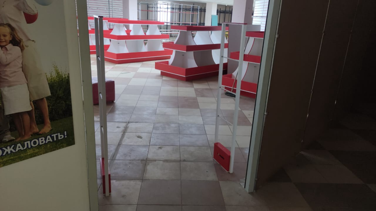 Магазин Эко Стиль, г. Городец, ТЦ Комета - проход 140 см3