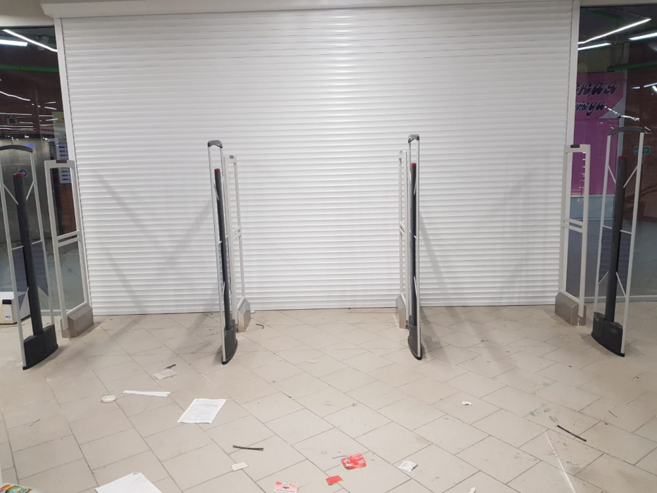 Магазин WOSS Brands Outlet, г. Москва - проход 5 метров0
