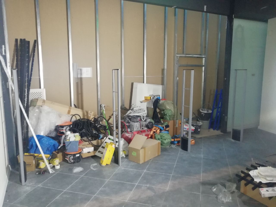 Магазин Savy, г. Санкт-Петербург, ТРЦ Лето - проход 480 см0