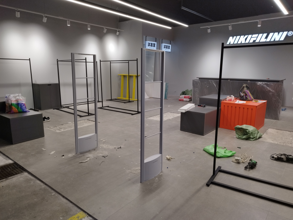 Магазин NIKIFILINI, г. Санкт-Петербург, Севкабель Порт - проход 180 см1