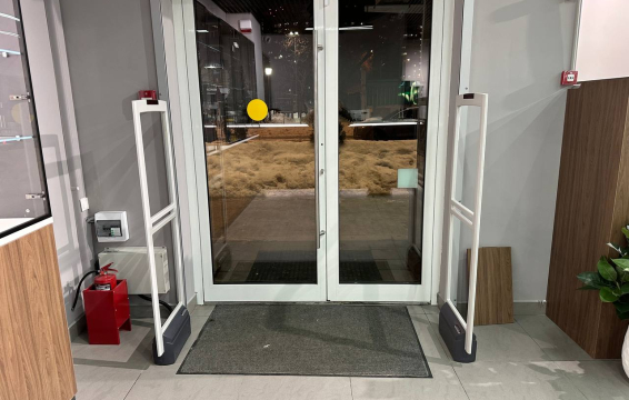 Магазин GoDrone, г. Москва, Большой Симоновский переулок 2 - проход 180 см