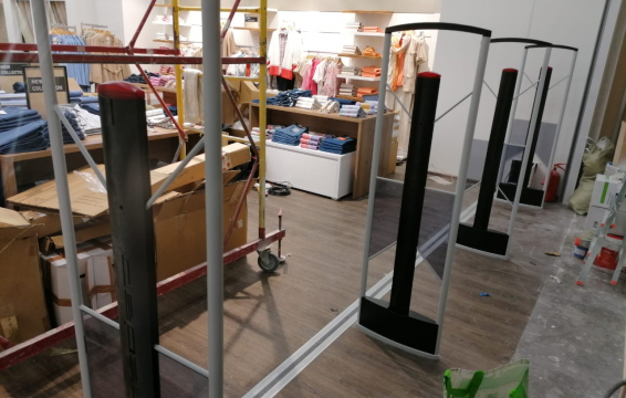 Магазин Кёльн, г. Новосибирск, ТРЦ Аура - проход 610 см