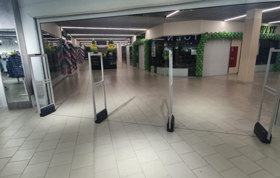 Магазин Stolnik, г. Асбест, Свердловская область - проход 570 см